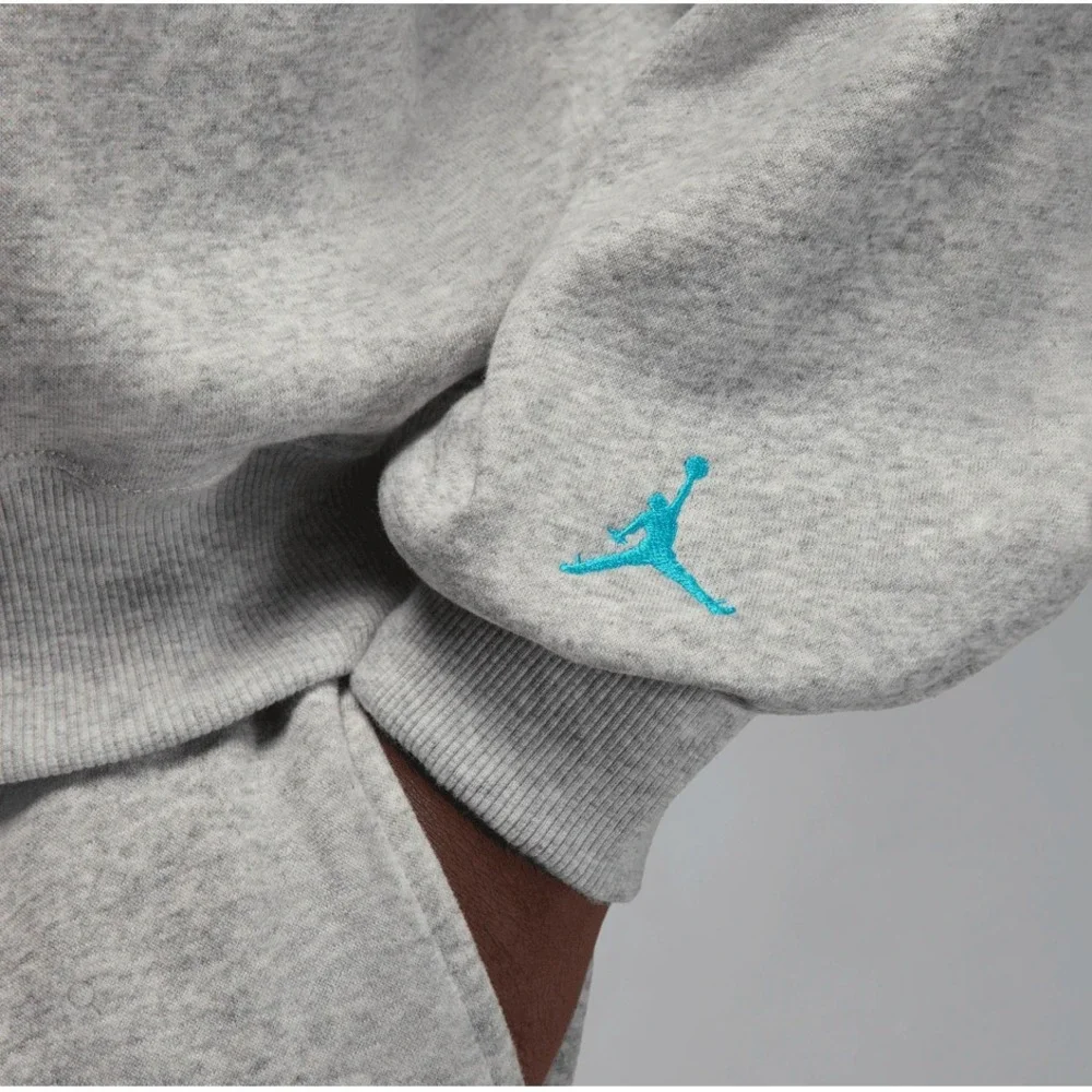 AIR JORDAN BROOKLYN AJ11 FLEECE CREWNECK GREY/GAMMA BLUE LARGE  IM6301-050